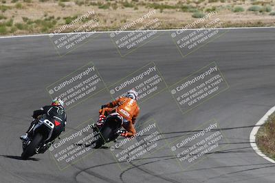 media/Apr-20-2025-AHRMA (Sun) [[393a79c373]]/Race/Group 12/Turn 4b/